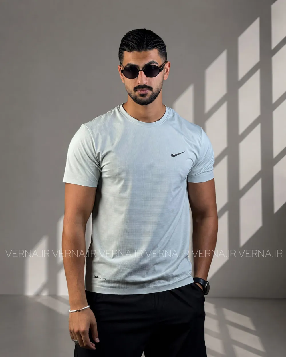 1405-05-23 (1)_1 تیشرت ورزشی مردانه NIKE-DRI-FIT طوسی روشن 1